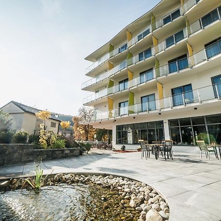 Wellness Hotel Panorama Trenčianske Teplice Екстериор снимка