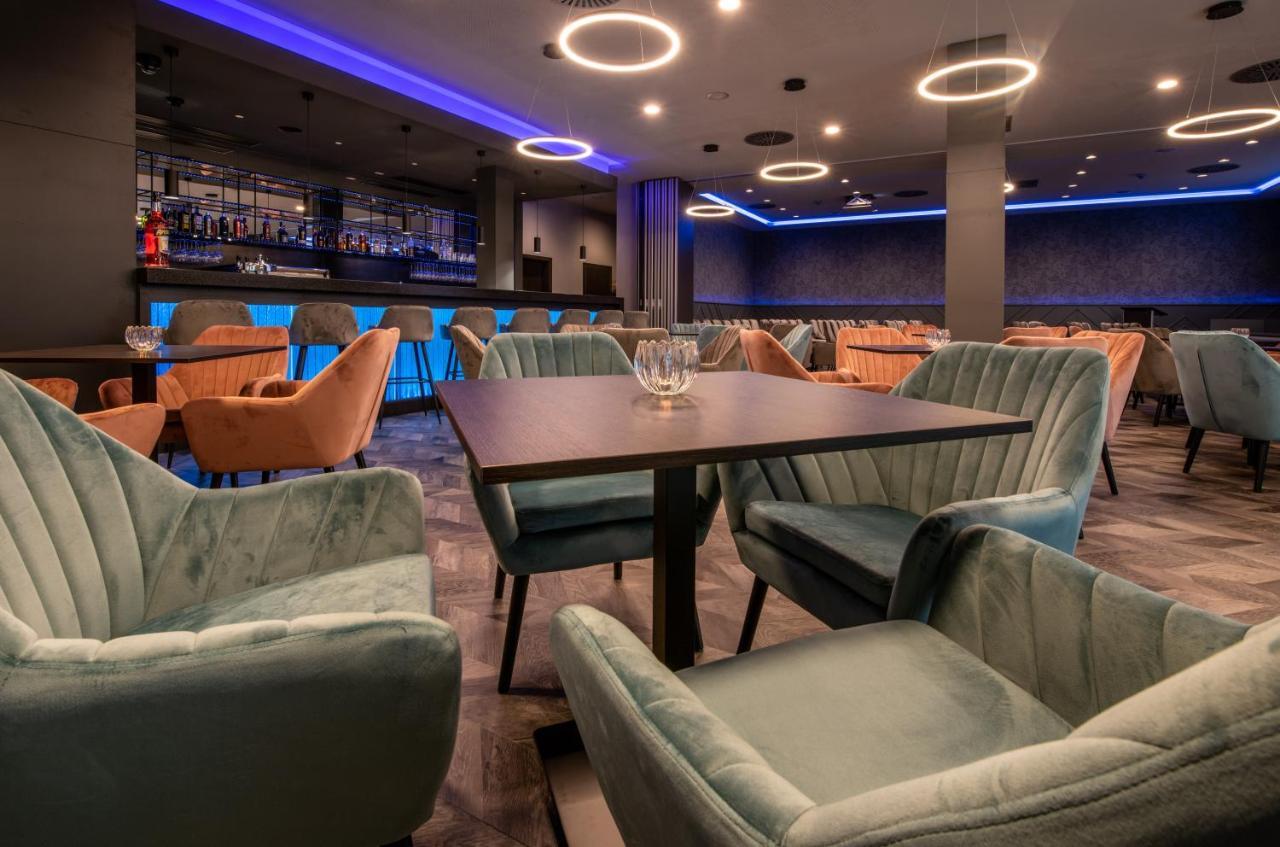 Wellness Hotel Panorama Trenčianske Teplice Екстериор снимка