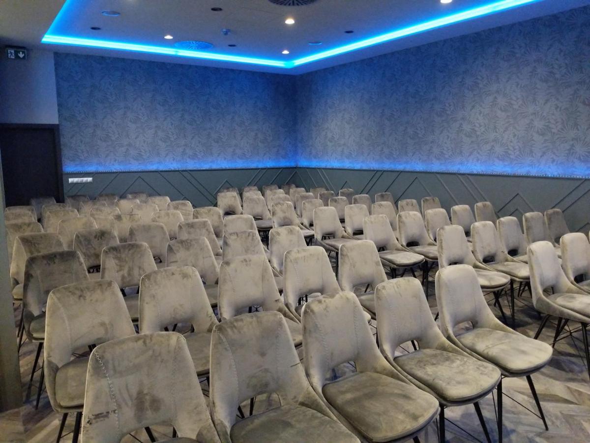 Wellness Hotel Panorama Trenčianske Teplice Екстериор снимка