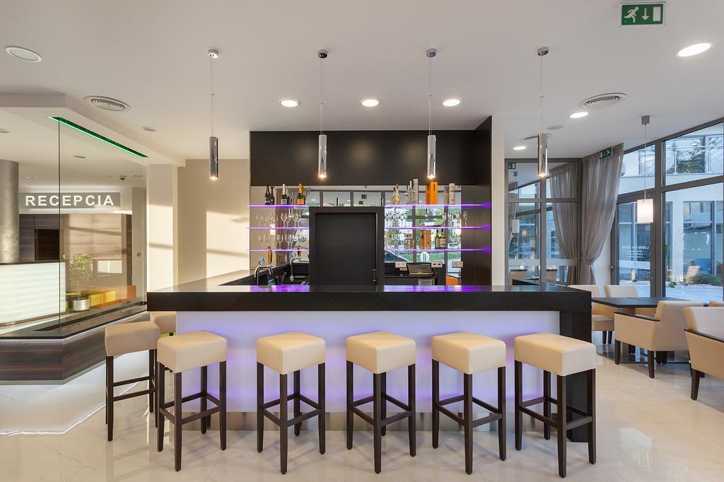Wellness Hotel Panorama Trenčianske Teplice Екстериор снимка