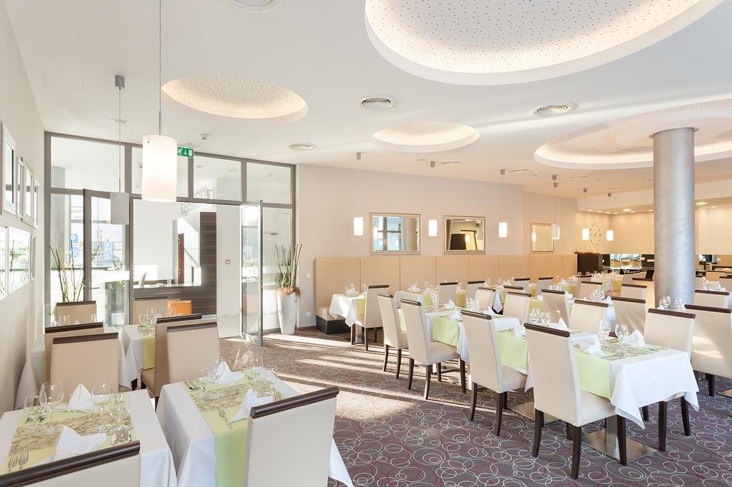 Wellness Hotel Panorama Trenčianske Teplice Екстериор снимка