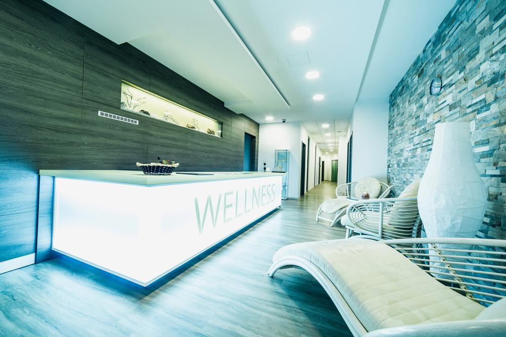 Wellness Hotel Panorama Trenčianske Teplice Екстериор снимка